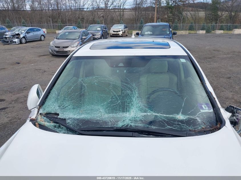 2018 Acura Rdx Advance Package VIN: 5J8TB4H79JL005599 Lot: 43720619