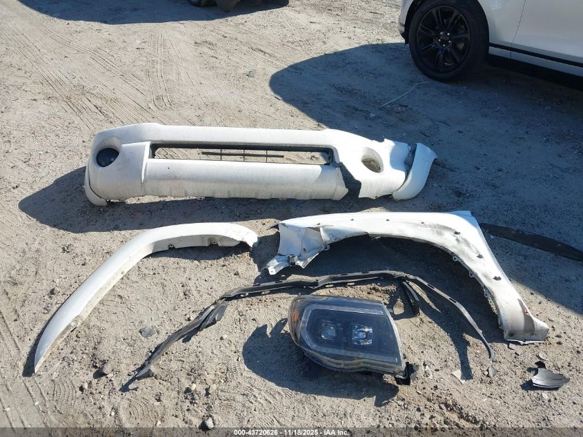 2007 Toyota Tacoma Prerunner V6 VIN: 3TMJU62N57M046080 Lot: 43720626