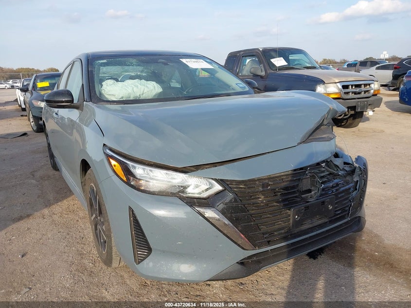 NISSAN SENTRA SR XTRONIC CVT
