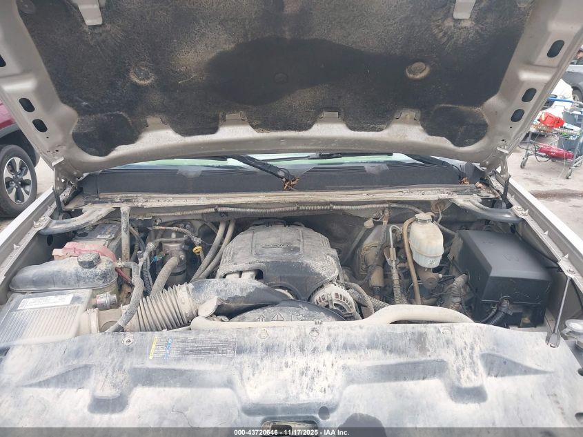 2007 Chevrolet Silverado 2500Hd Work Truck VIN: 1GCHC24K07E587802 Lot: 43720646