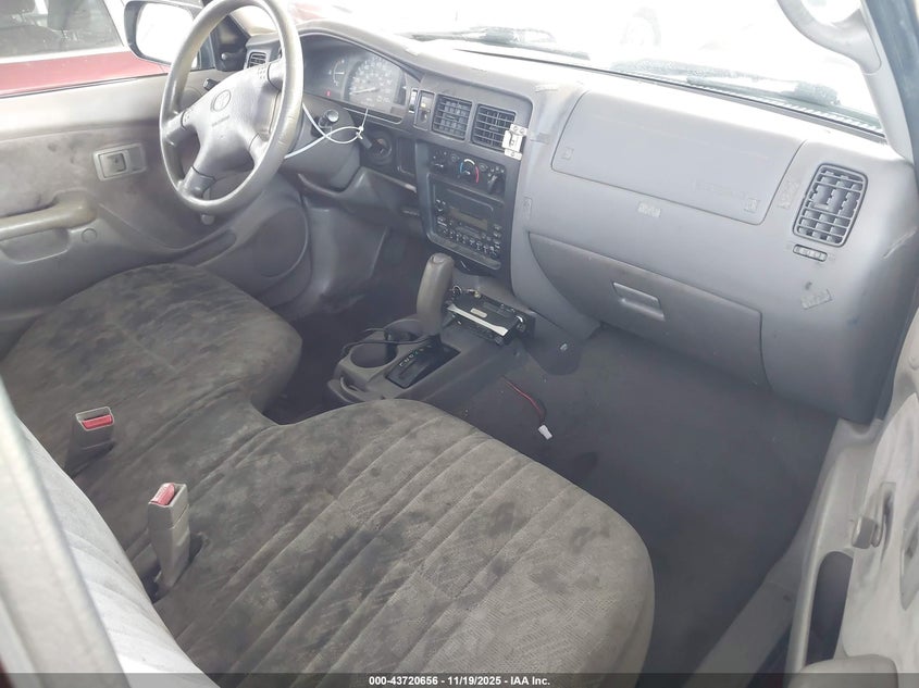 5TENM92N72Z134918 2002 TOYOTA TACOMA photo no. 5
