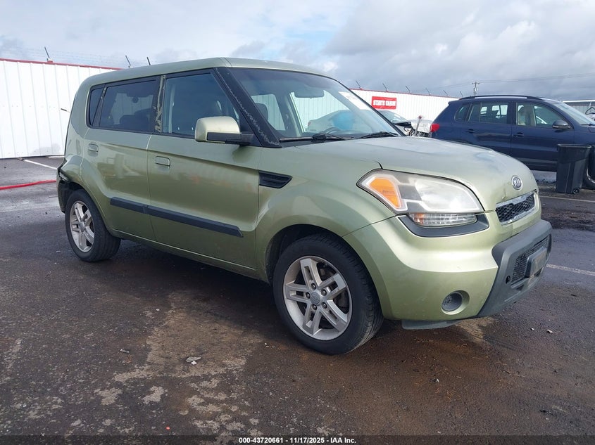 KIA SOUL +