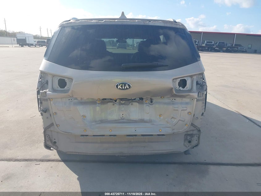 2017 Kia Sedona Lx VIN: KNDMB5C17H6260384 Lot: 43720711