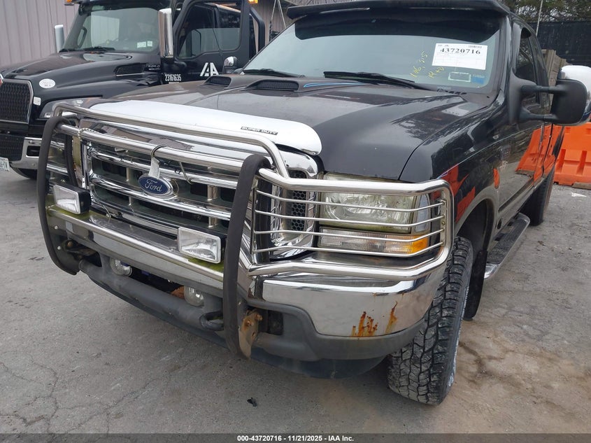 2002 Ford F-350 Lariat/Xl/Xlt VIN: 1FTSX31S32EB19818 Lot: 43720716