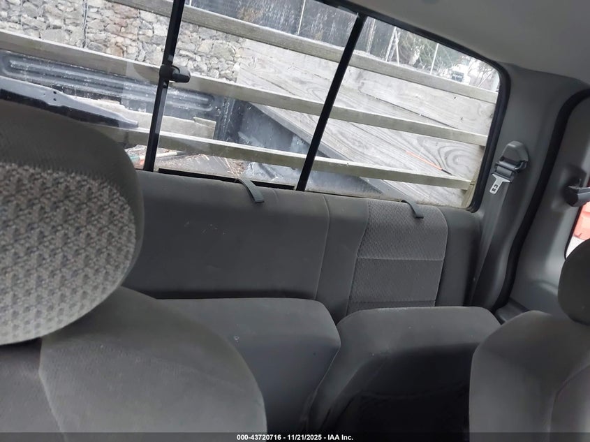 2002 Ford F-350 Lariat/Xl/Xlt VIN: 1FTSX31S32EB19818 Lot: 43720716