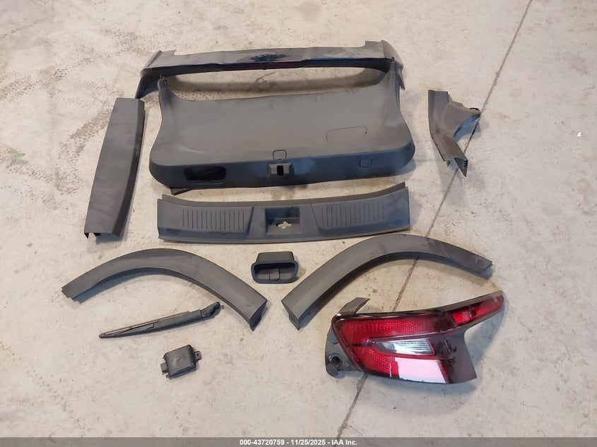 2024 Chevrolet Trax Fwd Sp VIN: KL77LFE23RC113758 Lot: 43720759