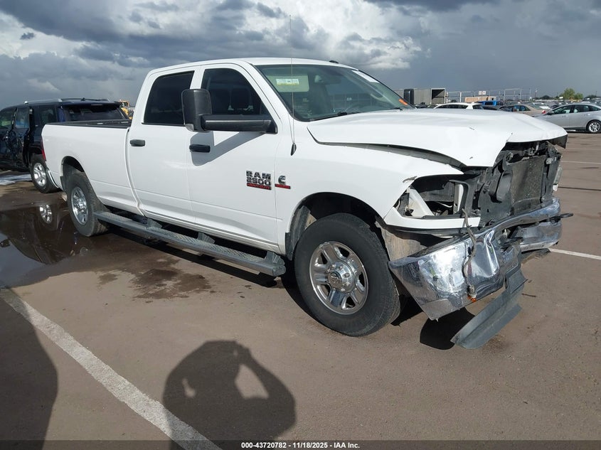 RAM 2500 TRADESMAN 4X2 8 BOX