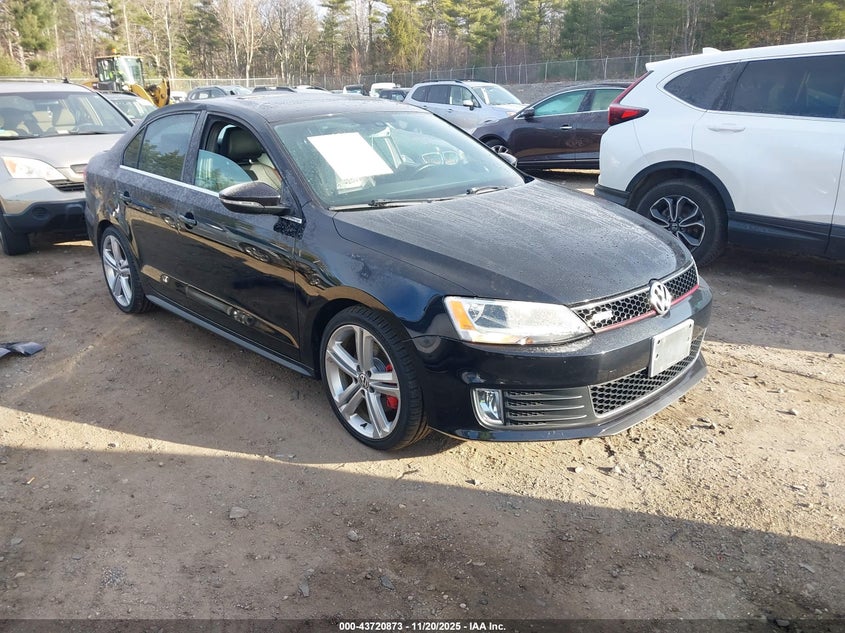 VOLKSWAGEN JETTA 2.0T GLI SE