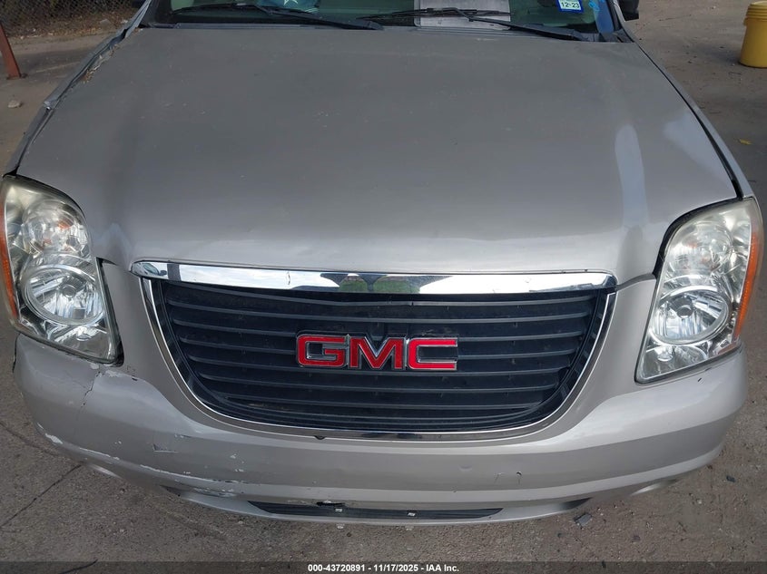 2008 GMC Yukon Slt VIN: 1GKFK130X8J212422 Lot: 43720891