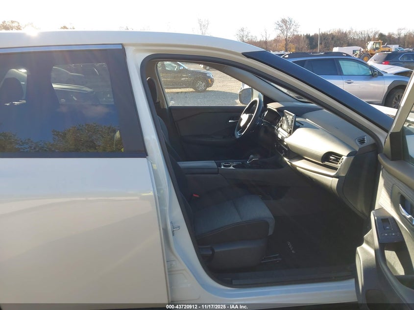 JN8BT3BB2PW185504 2023 NISSAN ROGUE photo no. 5
