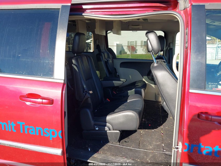 2014 Chrysler Town & Country Touring VIN: 2C4RC1BG2ER294741 Lot: 43720932