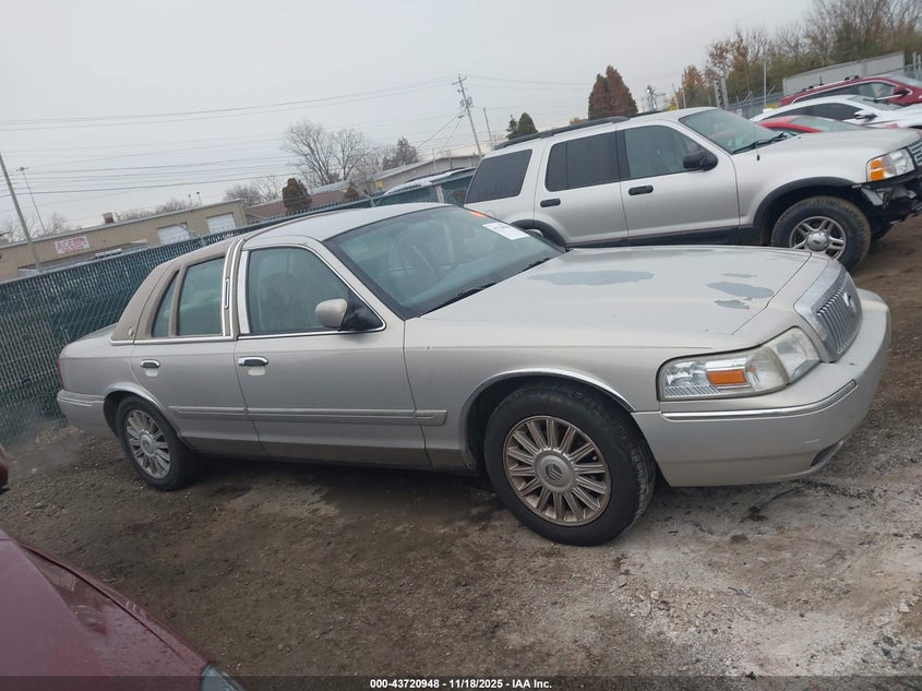 2008 Mercury Grand Marquis Gs VIN: 2MEFM74V08X659222 Lot: 43720948