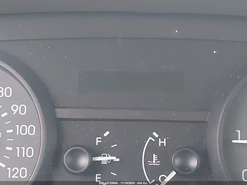 2008 Mercury Grand Marquis Gs VIN: 2MEFM74V08X659222 Lot: 43720948