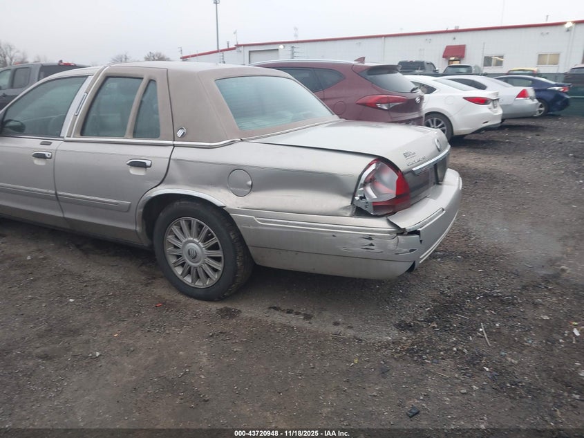 2008 Mercury Grand Marquis Gs VIN: 2MEFM74V08X659222 Lot: 43720948
