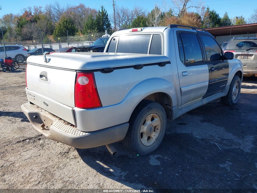 1FMZU67E01UC32538 2001 FORD EXPLORER SPORT TRAC photo no. 2