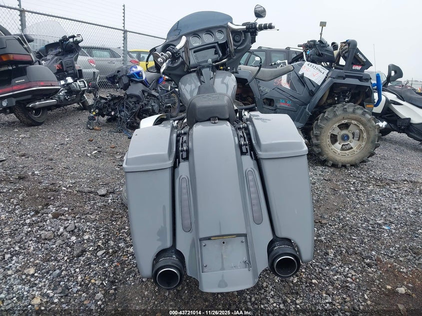 2017 Harley-Davidson Flhtcu Ultra Classic Electra Gld VIN: 1HD1FCC19HB631837 Lot: 43721014