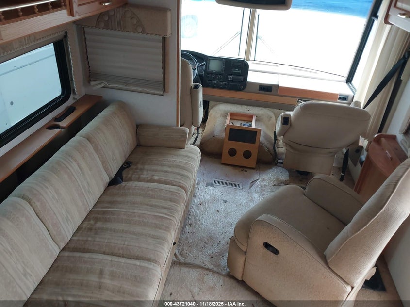 2001 Ford F550 Super Duty Stripped Chass VIN: 1FCNF53S310A05550 Lot: 43721040