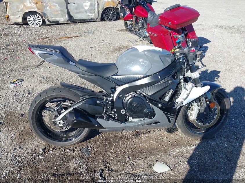 2025 Suzuki Gsx-R600 VIN: JS1GN7FA8S7100005 Lot: 43721067