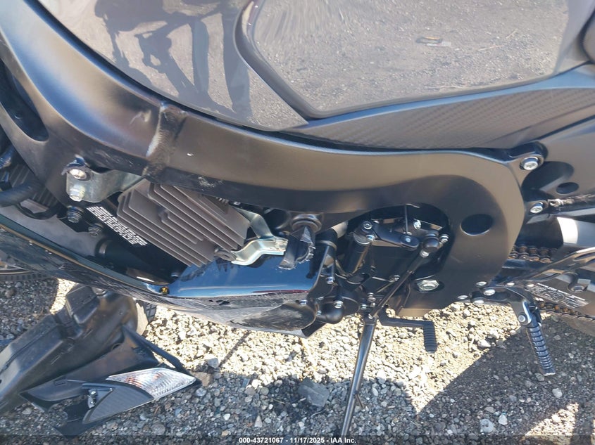 2025 Suzuki Gsx-R600 VIN: JS1GN7FA8S7100005 Lot: 43721067