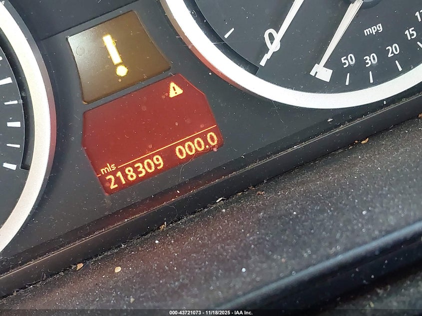 2006 BMW 525I VIN: WBANE53546CK88640 Lot: 43721073