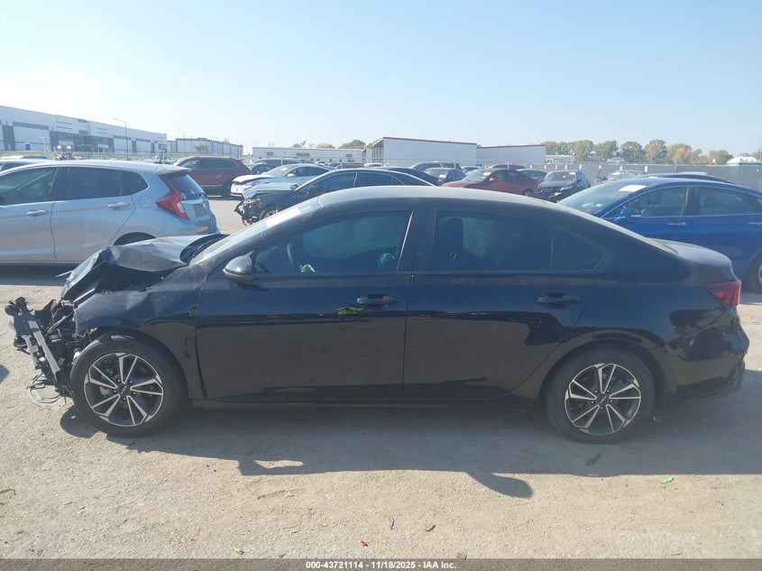 2022 Kia Forte Lxs VIN: 3KPF24ADXNE461055 Lot: 43721114