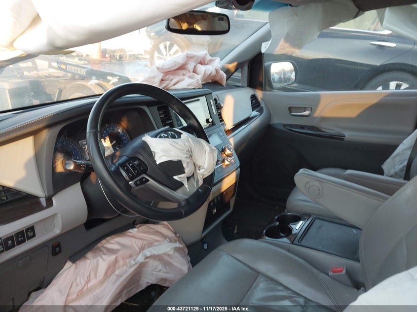 2015 Toyota Sienna Xle 8 Passenger VIN: 5TDYK3DC5FS639225 Lot: 43721129