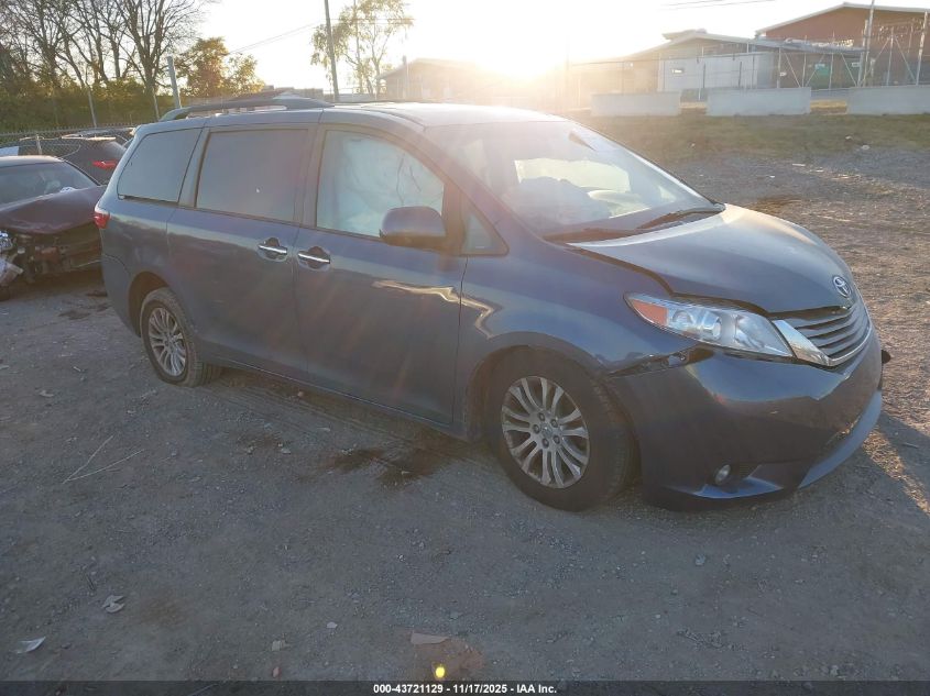 TOYOTA SIENNA XLE 8 PASSENGER