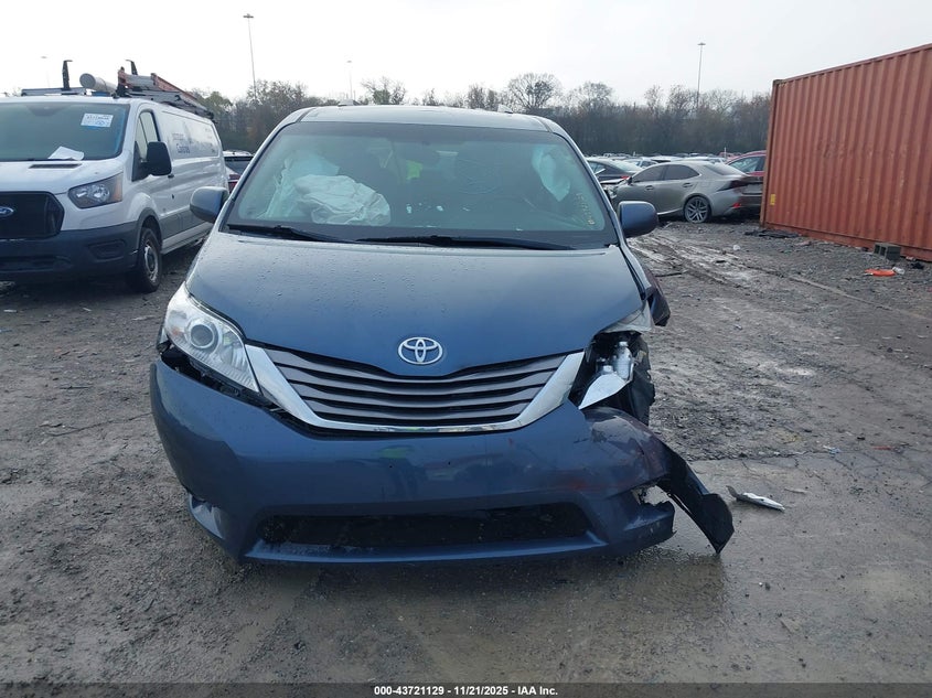 2015 Toyota Sienna Xle 8 Passenger VIN: 5TDYK3DC5FS639225 Lot: 43721129