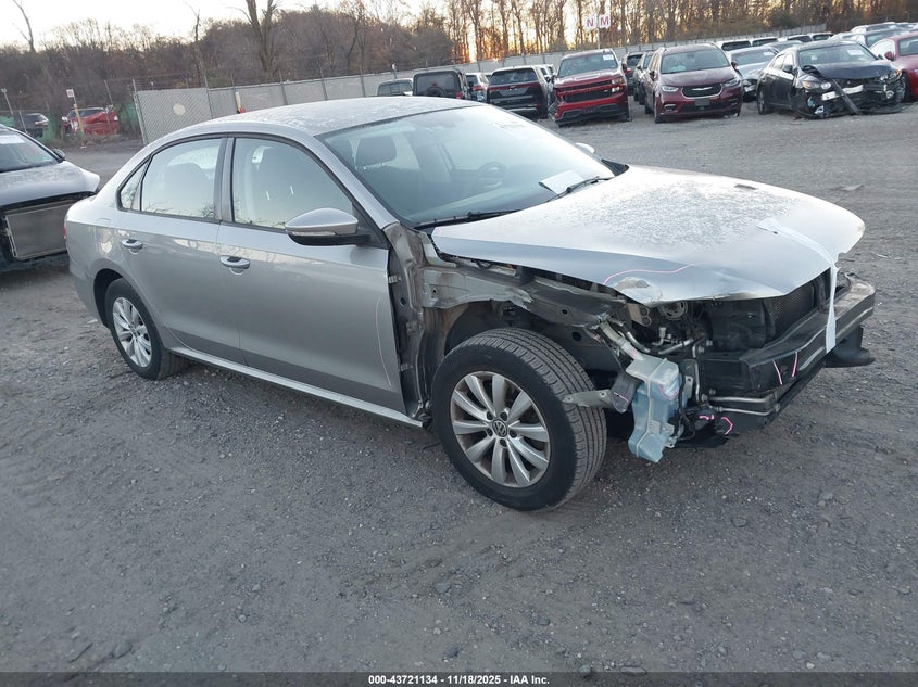 VOLKSWAGEN PASSAT 2.5L S