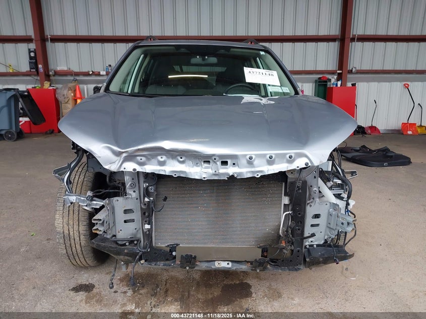 2022 Subaru Forester Sport VIN: JF2SKAGC5NH415320 Lot: 43721148