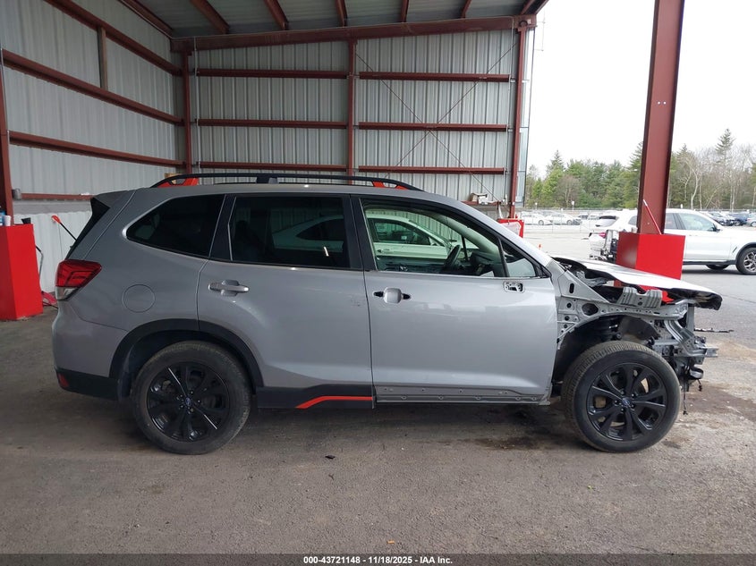 2022 Subaru Forester Sport VIN: JF2SKAGC5NH415320 Lot: 43721148