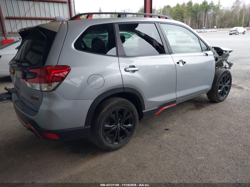 JF2SKAGC5NH415320 2022 SUBARU FORESTER photo no. 4