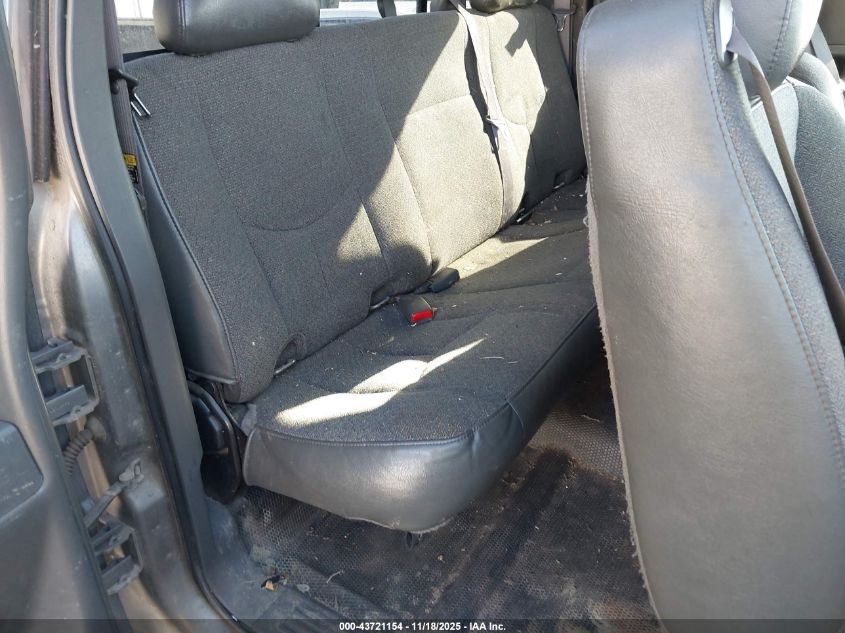 2006 Chevrolet Silverado 2500Hd Work Truck VIN: 1GCHC29U76E174266 Lot: 43721154