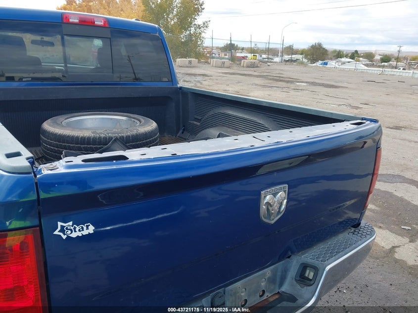 2009 Dodge Ram 1500 Slt/Sport/Trx VIN: 1D3HB18P09S735980 Lot: 43721175