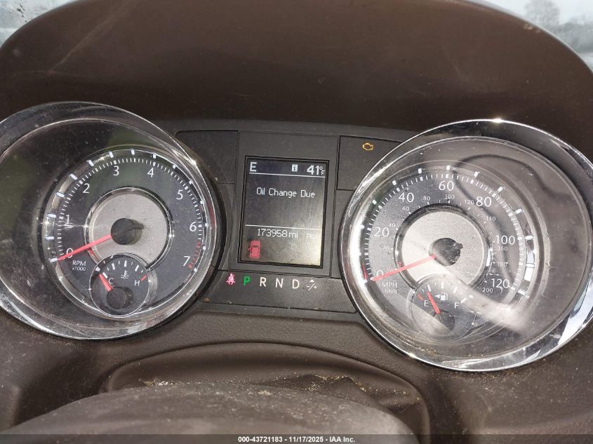 2014 Chrysler Town & Country Touring VIN: 2C4RC1BG2ER219229 Lot: 43721183