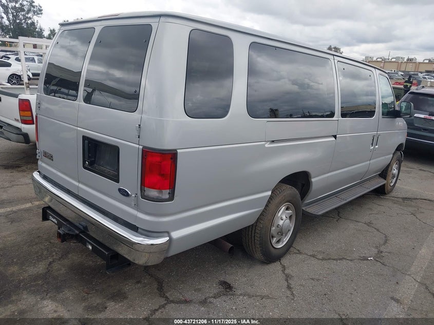 1FBSS31S35HB12695 2005 FORD ECONOLINE photo no. 4