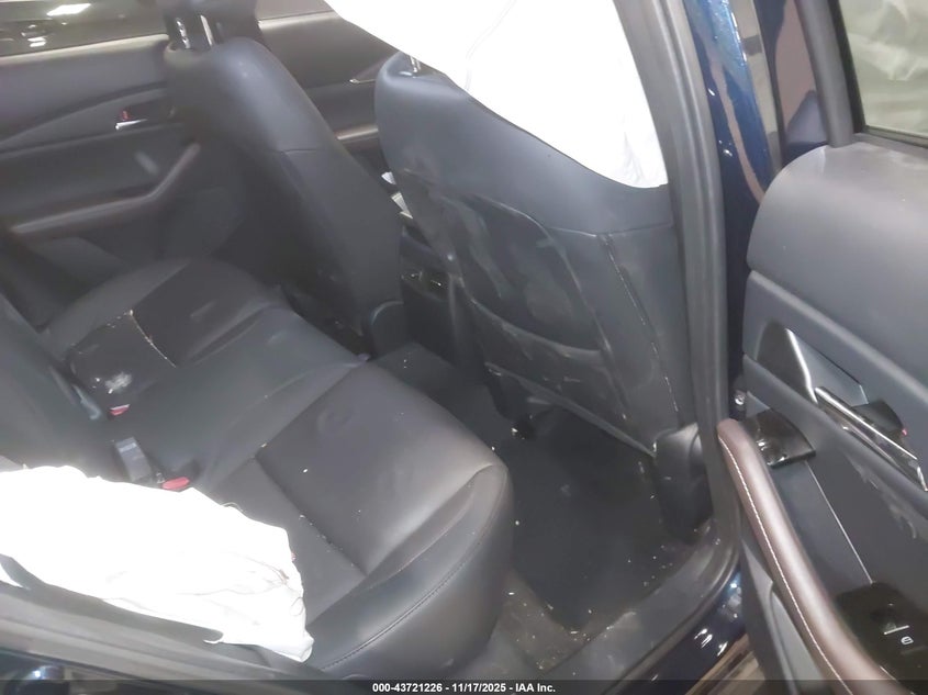 2024 Mazda Cx-30 2.5 S Premium Package VIN: 3MVDMBDM9RM707475 Lot: 43721226