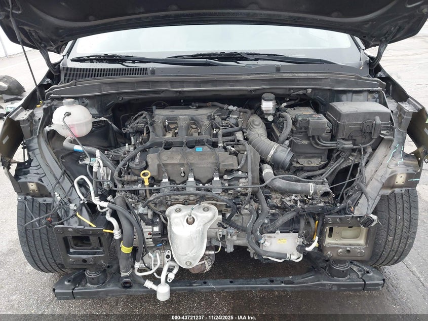 2023 Kia Carnival Mpv Lx Seat Package VIN: KNDNB4H31P6198035 Lot: 43721237