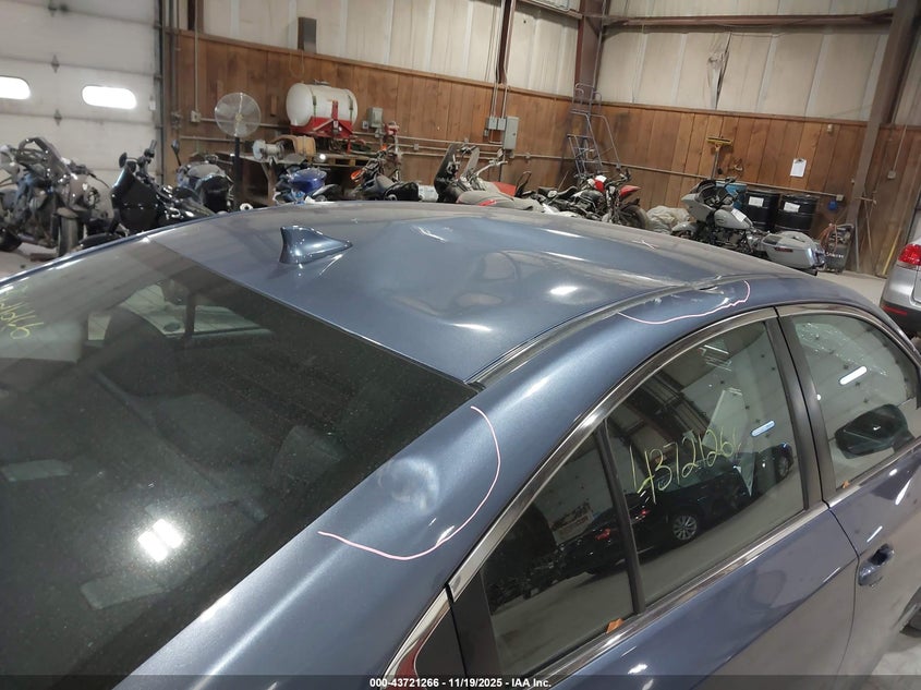 2016 Subaru Legacy 2.5I Premium VIN: 4S3BNAF69G3054773 Lot: 43721266