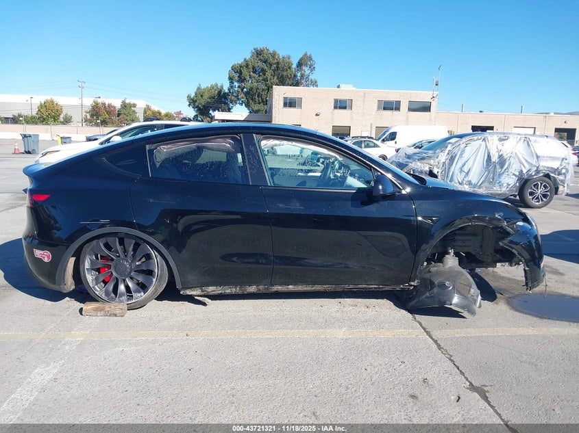2023 Tesla Model Y Performance Dual Motor All-Wheel Drive VIN: 7SAYGDEF4PF847654 Lot: 43721321
