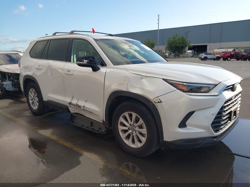 TOYOTA HIGHLANDER XLE