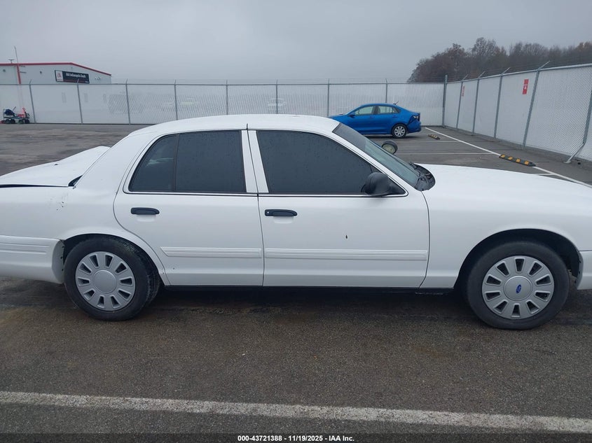 2009 Ford Crown Victoria Police/Police Interceptor VIN: 2FAHP71V79X112087 Lot: 43721388