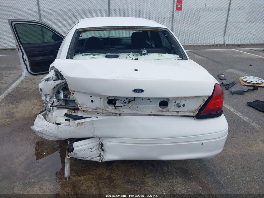 2009 Ford Crown Victoria Police/Police Interceptor VIN: 2FAHP71V79X112087 Lot: 43721388