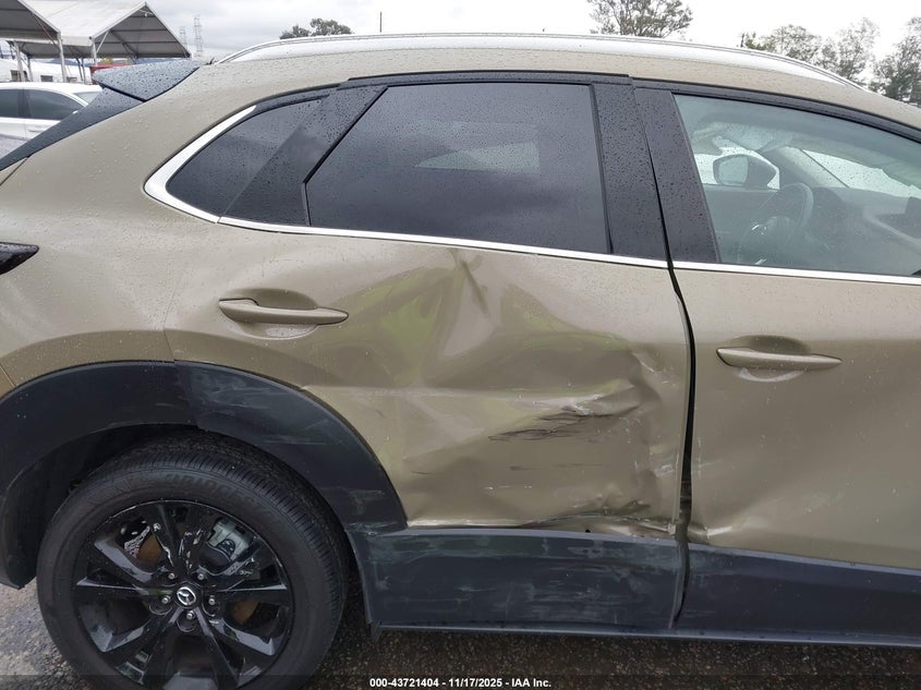 2024 Mazda Cx-30 2.5 Carbon Turbo VIN: 3MVDMBXY8RM652743 Lot: 43721404