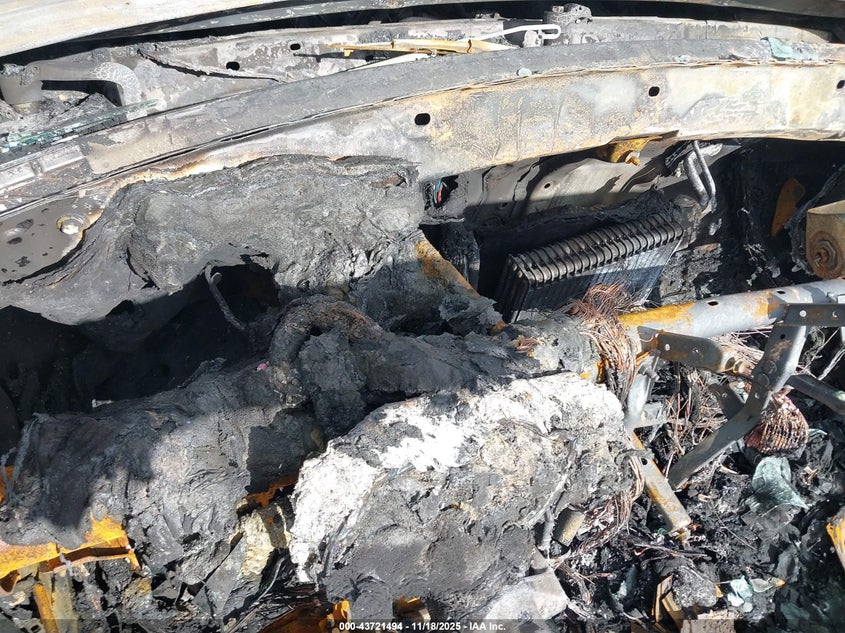 2005 Toyota Camry Solara Sle VIN: 4T1FA38P15U040674 Lot: 43721494