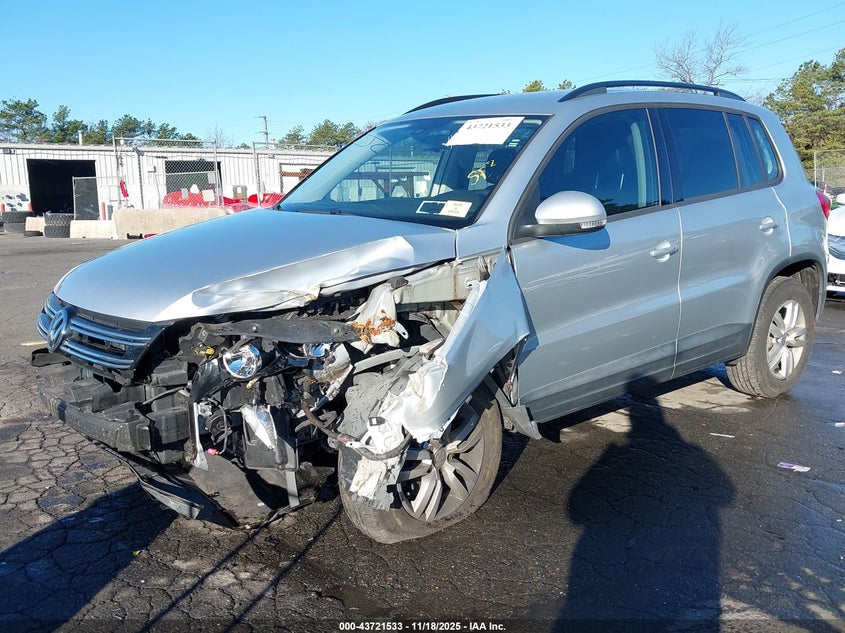 VIN WVGAV7AX9HK027199 2017 VOLKSWAGEN TIGUAN 2.0T/2.0T S