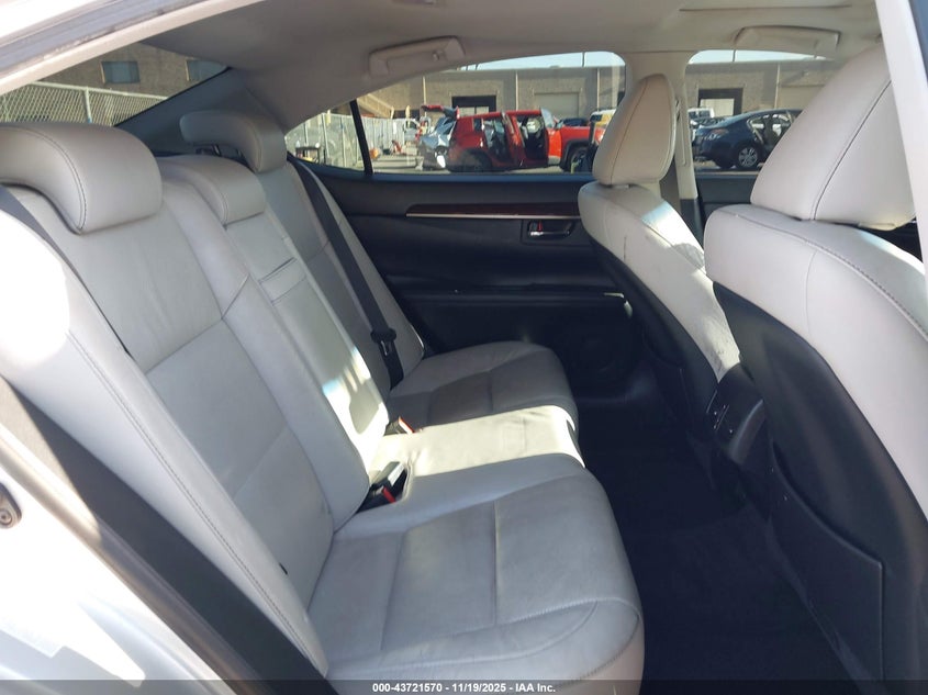 JTHBK1GG9F2192557 2015 LEXUS ES photo no. 8