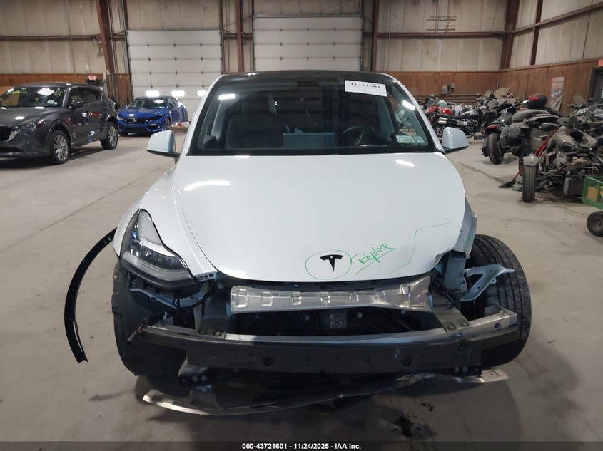 2020 Tesla Model Y Long Range Dual Motor All-Wheel Drive VIN: 5YJYGDEE7LF011058 Lot: 43721601