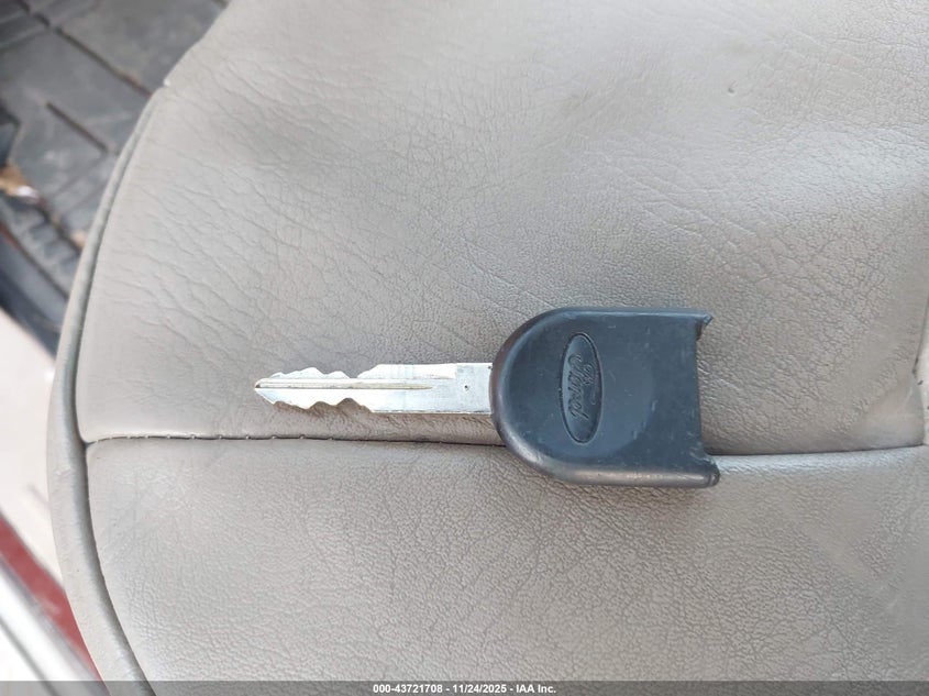 2006 Ford Expedition Eddie Bauer/King Ranch VIN: 1FMPU175X6LA51194 Lot: 43721708