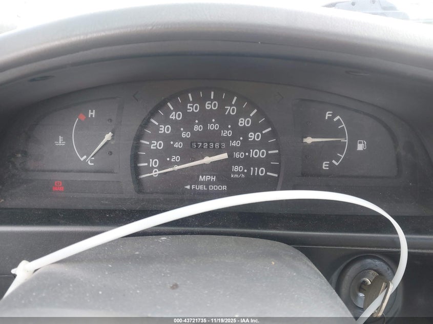 5TENL42N04Z394070 2004 TOYOTA TACOMA photo no. 7
